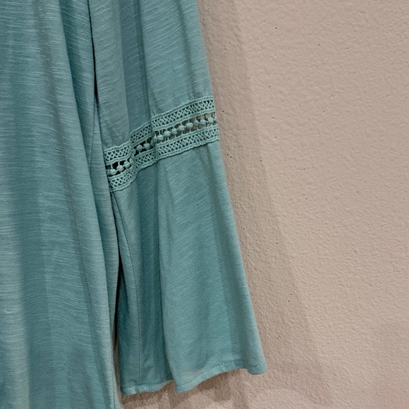New Directions Teal Lace Fringe Blouse With Wide Sleeve Toward Hand Size M - Picture 9 of 11